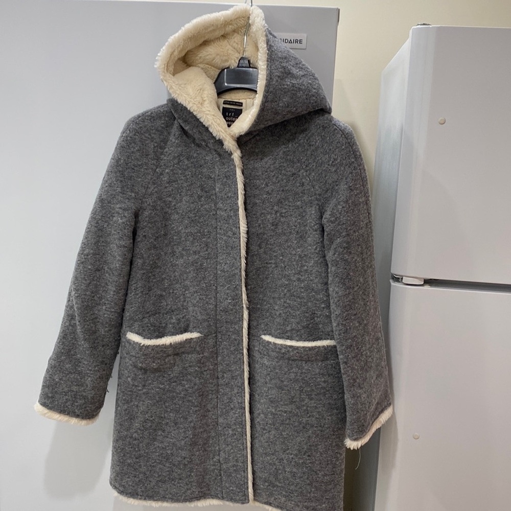 ZARA women's short coat
